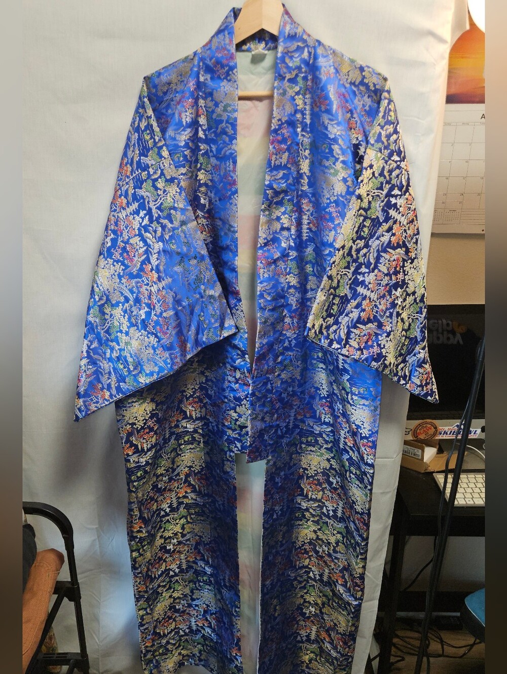 Vintage Blue Floral Satin Kimono OS